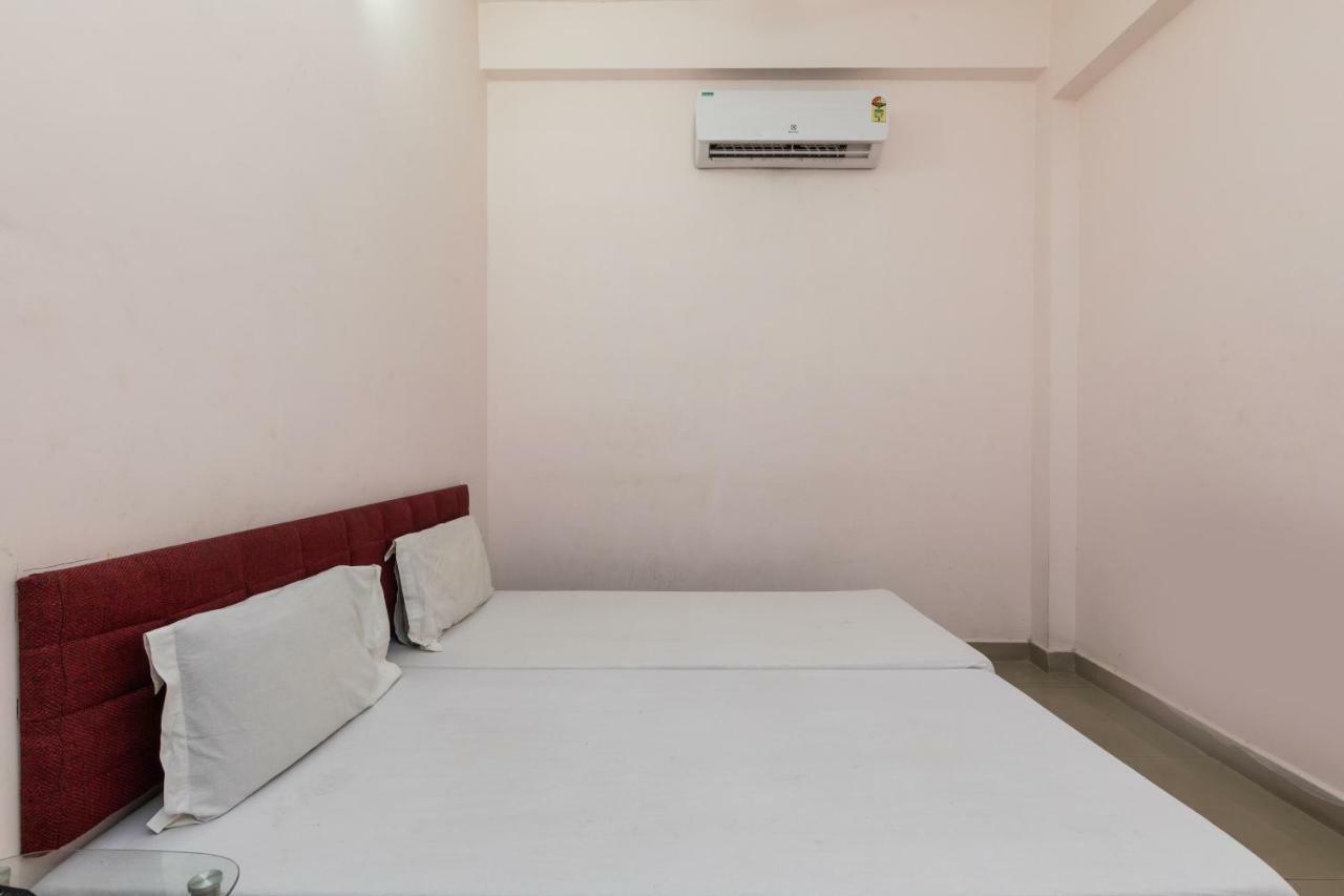 Spot On 48618 Vasundhara Gardens Hotel Bhopal Buitenkant foto