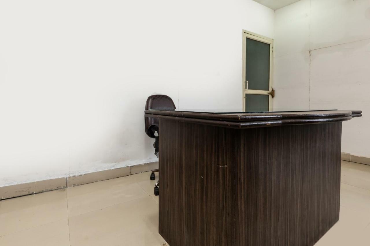 Spot On 48618 Vasundhara Gardens Hotel Bhopal Buitenkant foto